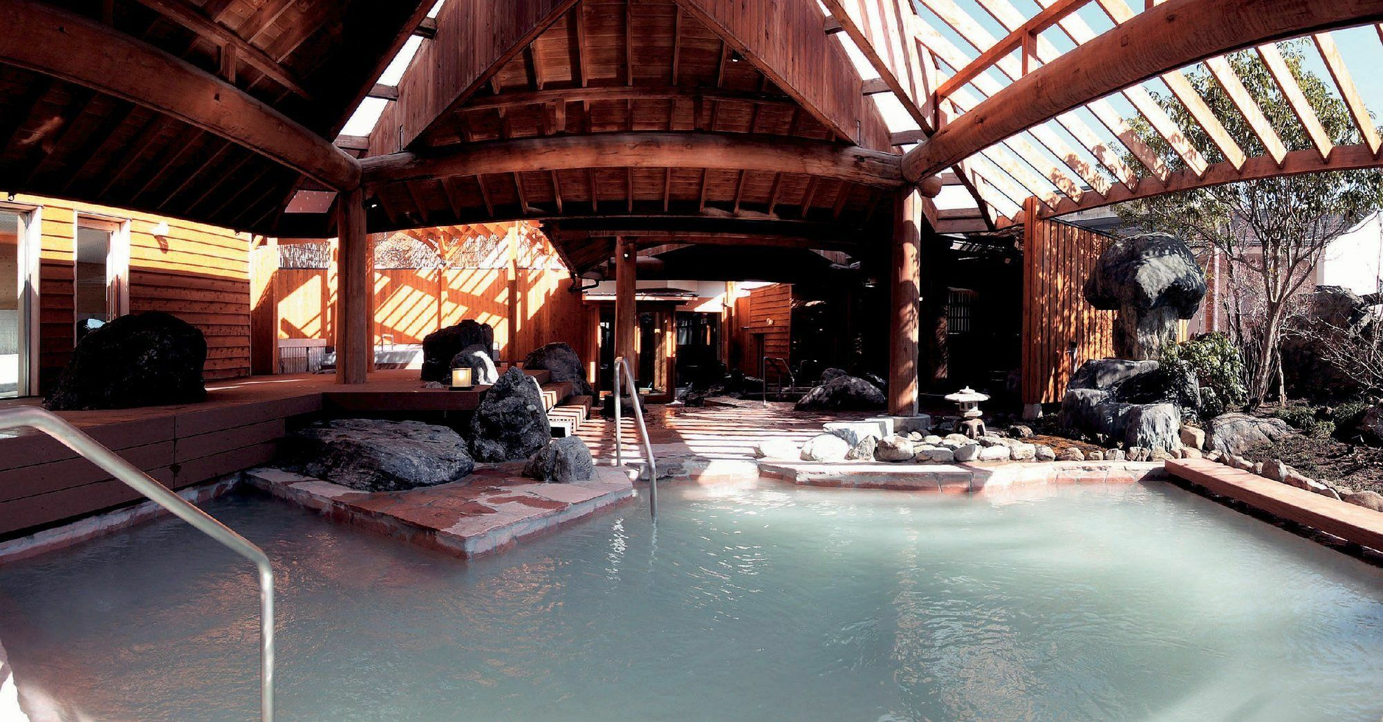 Hotel Sunvalley Насу Экстерьер фото